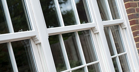 Vertical sliding window close up